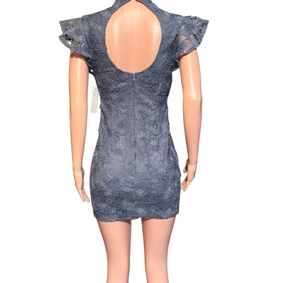 SER.O.YA Floral Lace Midi Dress aqua - Picture 7 of 7